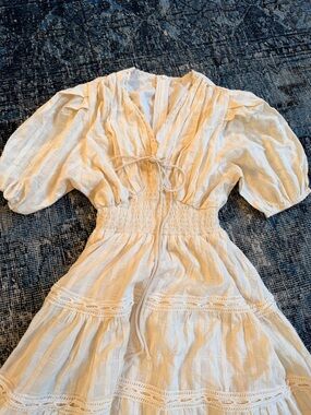 Chicwish Elegant Cream dress with Details midi dress small